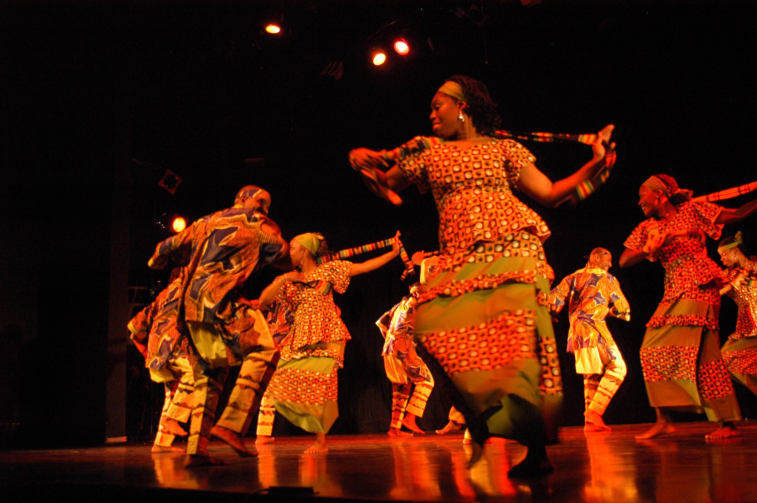 muntu-dance-theatre-of-chicago-see-chicago-dance